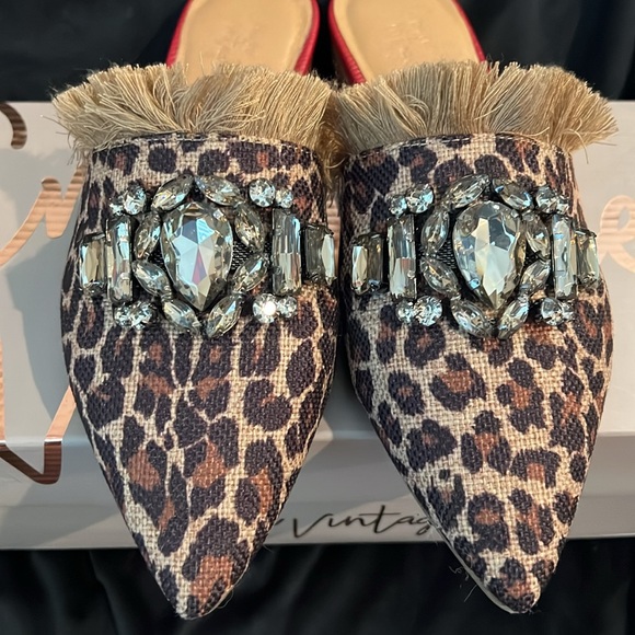 SIZE 7 Muels - Picture 3 of 5